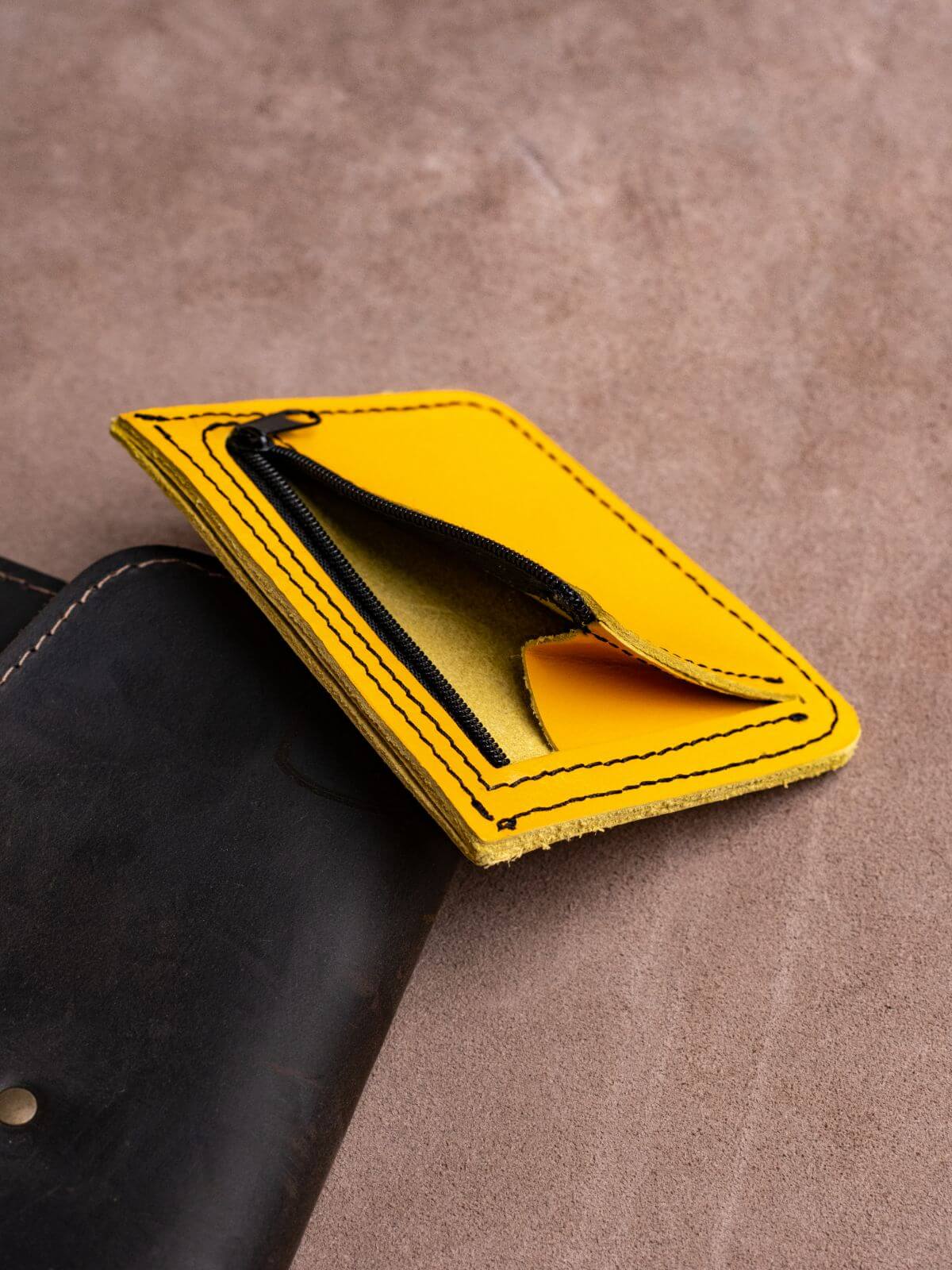 leather wallet 